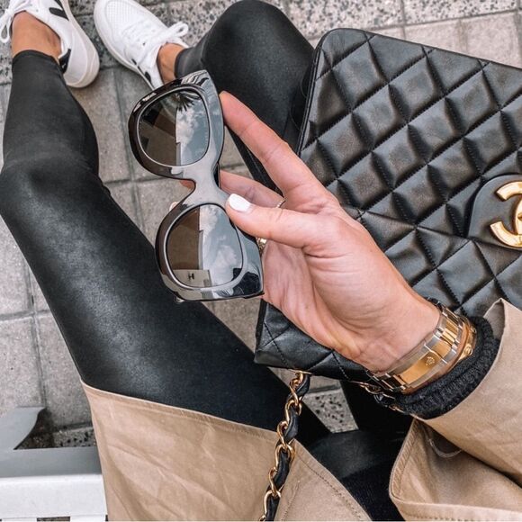 Spanx  faux leather high rise leggings in black glossy size M - Picture 2 of 9